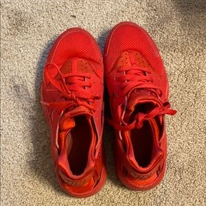 Red Huaraches
